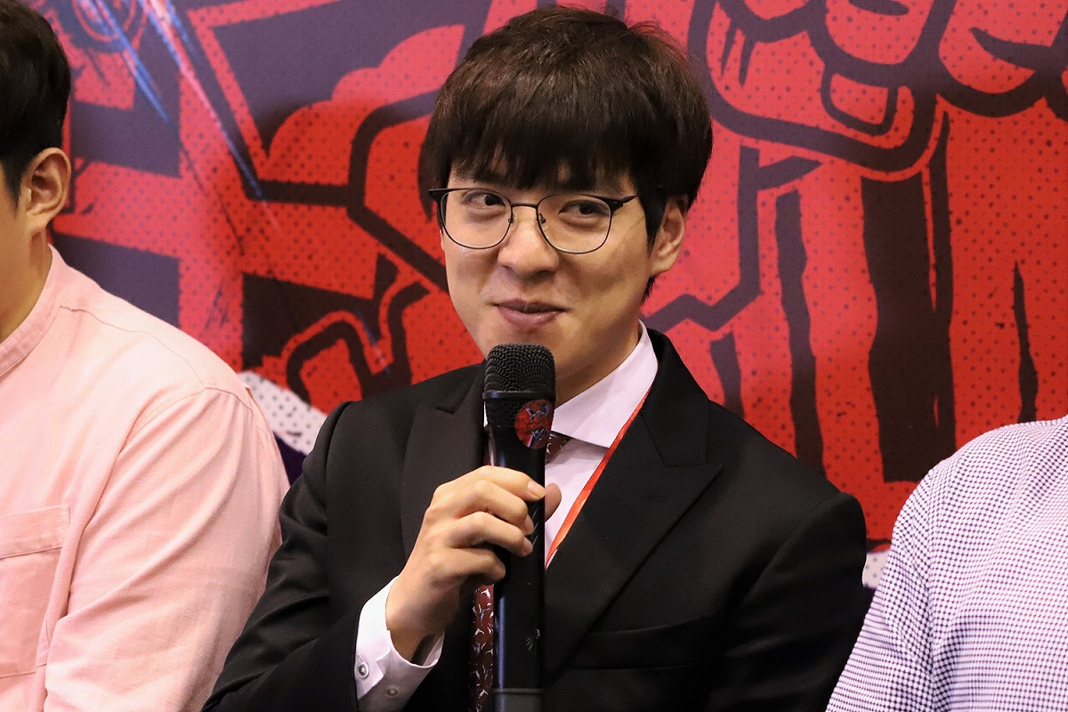 kkOma聞言一笑，說：「希望我明天能開心一點，然後大勇教練明天心情能不好過一點。」 圖：蔡幸秀/攝