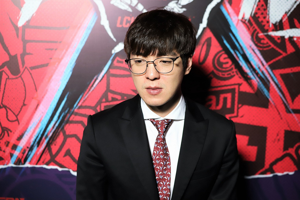 《新頭殼》特別訪問SKT的監督「kkOma」金正均來談談SKT的近況。 圖：蔡幸秀/攝