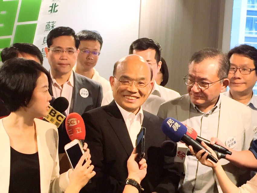 民進黨新北市長參選人蘇貞昌今天中午邀集綠委便當會。 圖：蘇貞昌辦公室提供