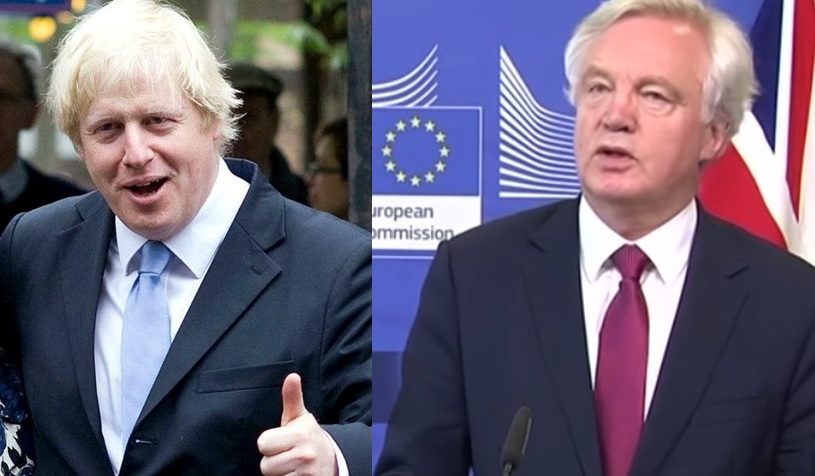 英國脫歐大臣戴維斯（右）閃辭後，英國外相強生（左）9日也宣布走人。 圖：新頭殼合成照