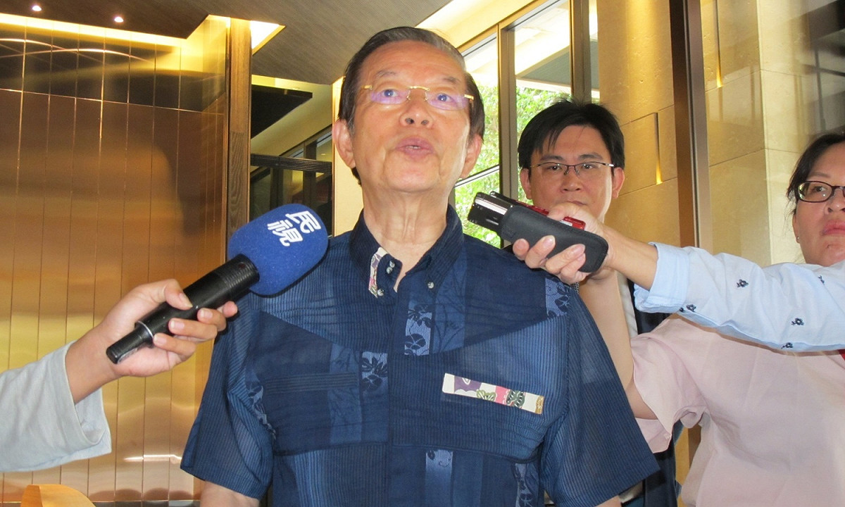 駐日代表謝長廷10日表示，管碧玲、徐國勇兩人都非常優秀。 圖：林朝億/攝 (資料照片)
