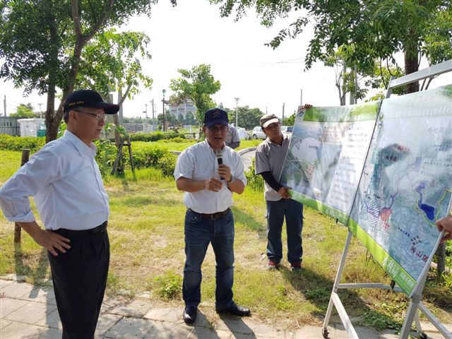 趙建喬前往彌陀區的東三、東四抽水站與永安滯洪池視察。 圖：高雄市政府/提供