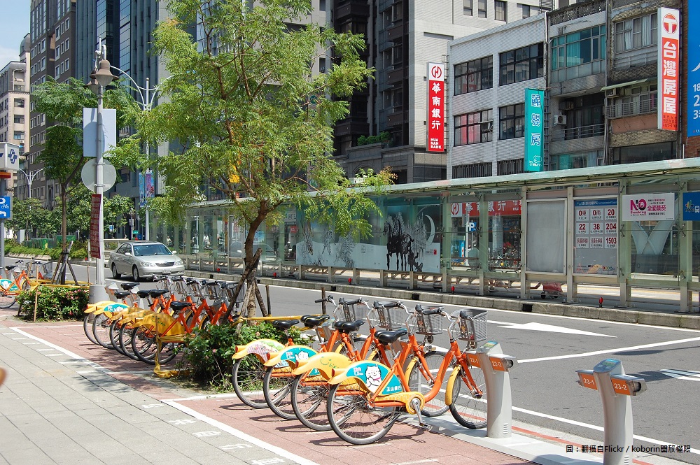 昨(10)18時因颱風停止營運的YouBike，自今日12時起將恢復正常營運。 圖：翻攝自Flickr／koborin開放權限