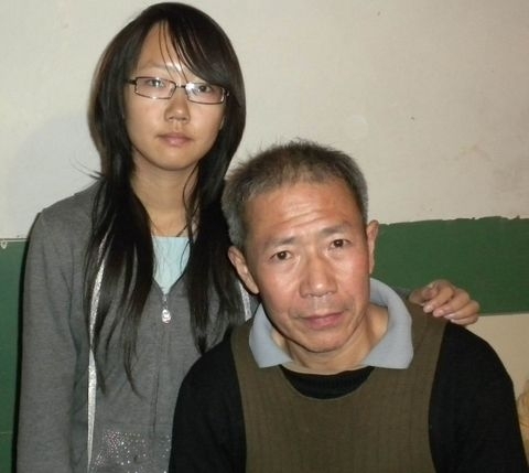 中國政治犯秦永敏與女兒合影。 圖 : 翻攝自cppc1989.blogpost