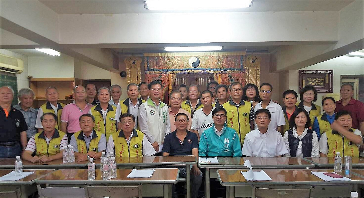 高雄市道教會表示要力挺陳其邁參選到底。 圖：陳其邁辦公室提供