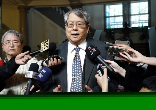 監察委員陳師孟19日透露他將立案調查辜仲諒偽證罪。 圖：新頭殼資料照片