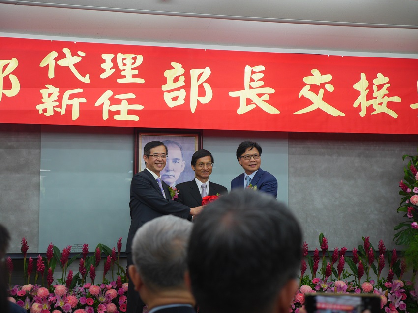 新任教育部長葉俊榮今天正式上任。 圖：趙婉淳／攝