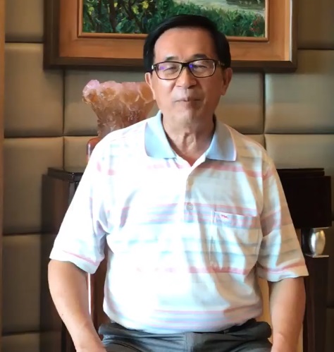 阿扁今天在「新勇哥物語」發文祝賀北社社慶，並呼籲年底地方大選「百萬阿扁們站出來」。 圖/翻攝自「新勇哥物語」