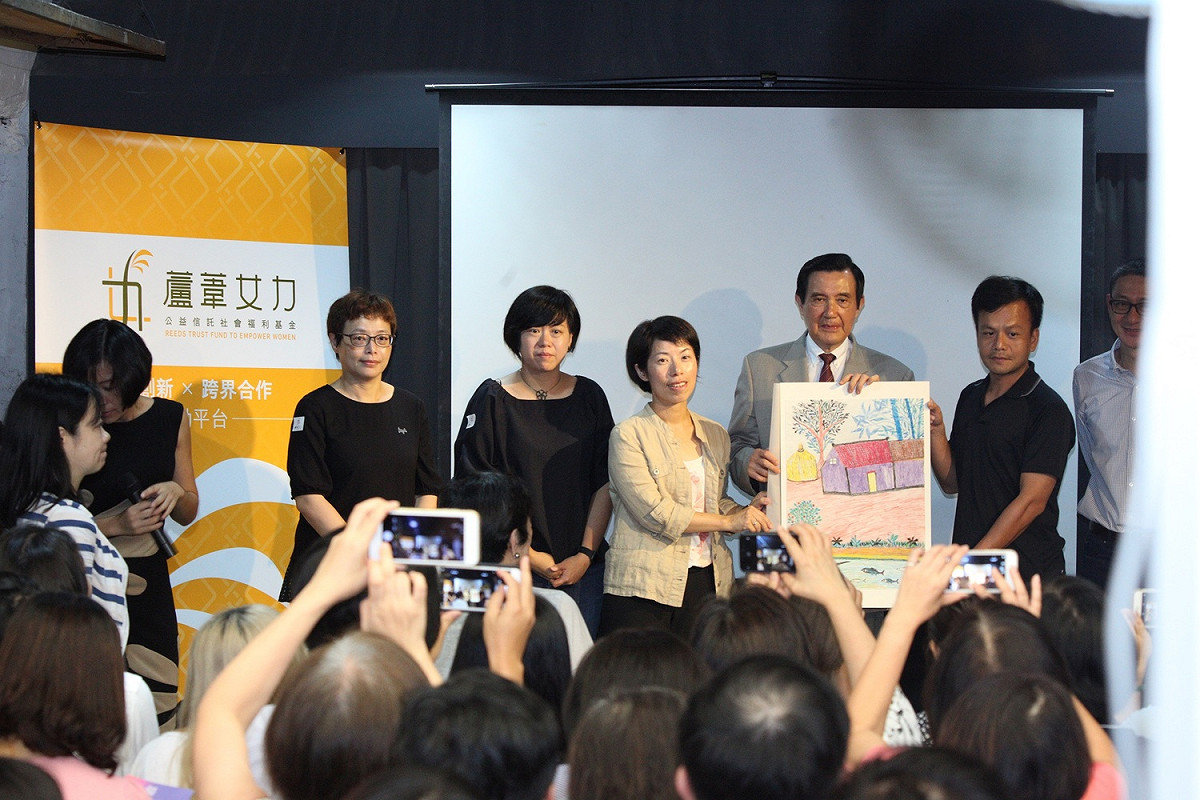前總統馬英九出席「蘆葦女力公益信託社會福利基金會」成立茶會，希望不要再有「慰安婦是自願」這樣的說法出現。 圖：林昀真/攝
