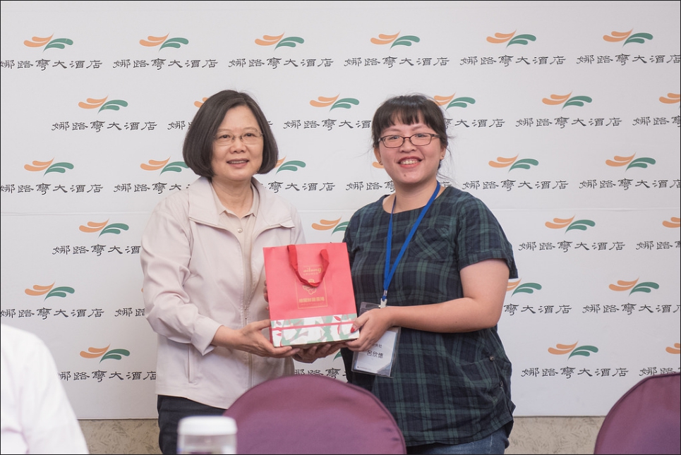 總統蔡英文於今(23)日上午表示，台灣國防、自我防禦能力，確實是我們的責任，要盡最大力量防衛台灣。 圖：總統府/提供