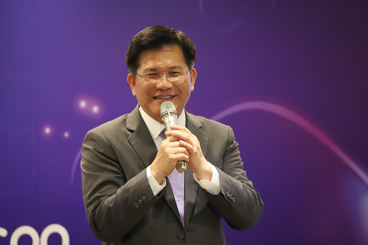 台中市長林佳龍表示，台中在電競方面有推動電競產業不遺餘力的在地企業「網銀國際」，旗下電競戰隊閃電狼更在國際賽事上屢創佳績，非常感謝他們願意做為領頭羊的艱困工作。 圖：蔡幸秀/攝