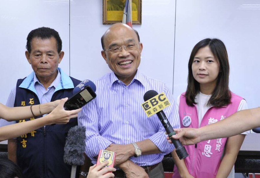 蘇貞昌認為由政府大力的補貼可以讓年輕爸媽減輕負擔，是非常好的政策。 圖：蘇貞昌競選辦公室/提供