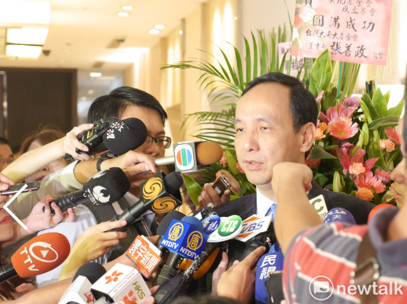 朱立倫受訪時強調，國民黨沒有分裂本錢，今天要團結一致，我們需要全黨團結努力、趕快獲得更多民眾支持。 圖：聶良恩攝
