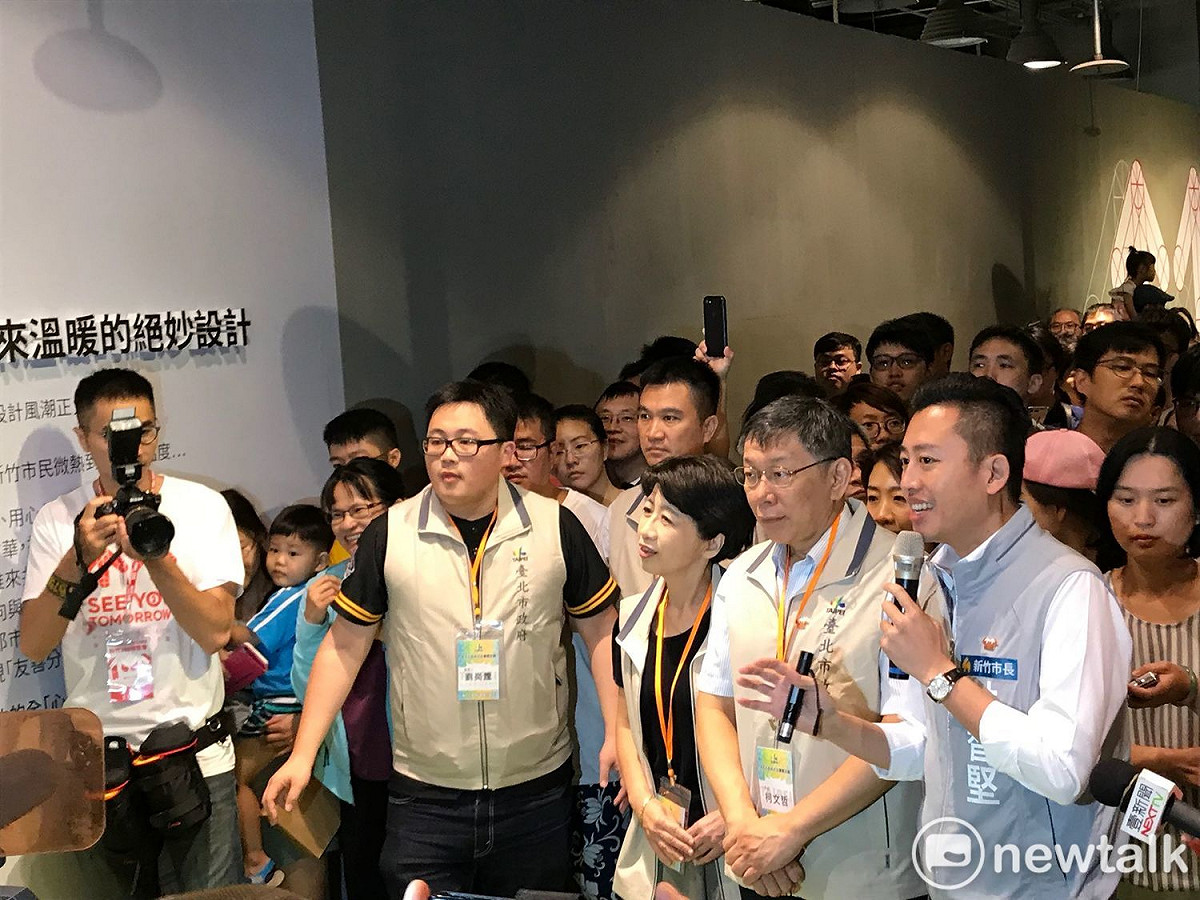 柯文哲率台北市政府參訪「新竹300博覽會」，新竹市長林智堅全場導覽、一一解說。 圖 : 周煊惠 / 攝