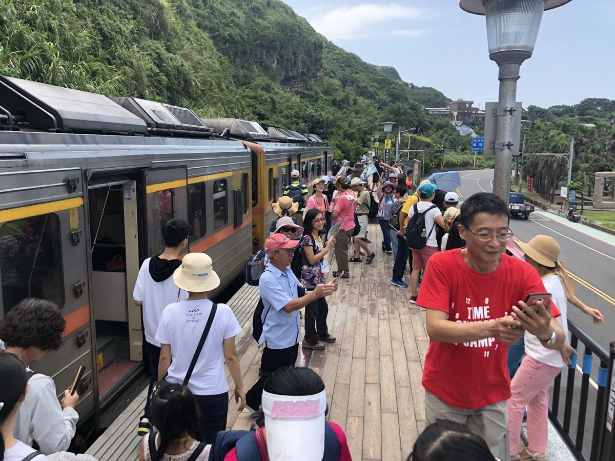 瑞芳區公所「瑞芳鐵道文化夯旅行」因第一波報名反應熱烈、報名秒殺額滿，所以為滿足大家對鐵道旅行的熱愛，推出第二波報名！ 圖：新北市政府提供