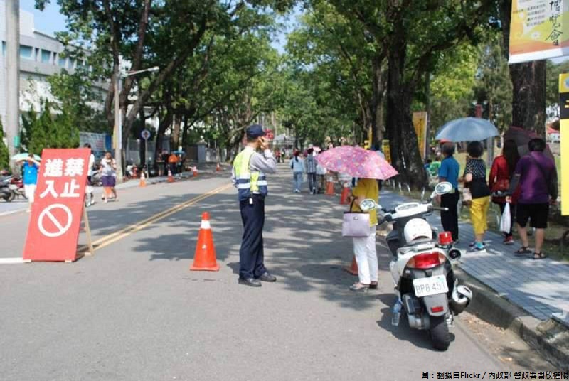 台北市消防局將在下周8月6日、7日、8日進行防災安全演練，公運處將實施交通管制，並取消停靠「三軍總醫院松山分院」。圖為資料照片。 圖：翻攝自Flickr／內政部 警政署開放權限