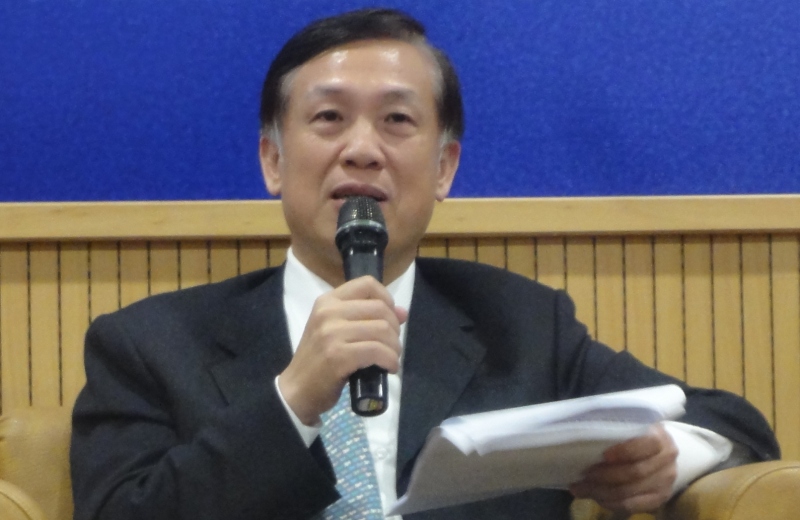 商總理事長賴正鎰指出，調薪超過2%許多商家都難以繼續經營。 圖 : 翻攝自1111大學網