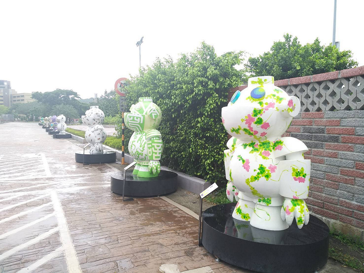此次為屏東縣政府觀光傳播處與高雄市共同合作，加碼在棧貳庫登場LUCAS的特別款。 圖：屏東縣觀傳處提供