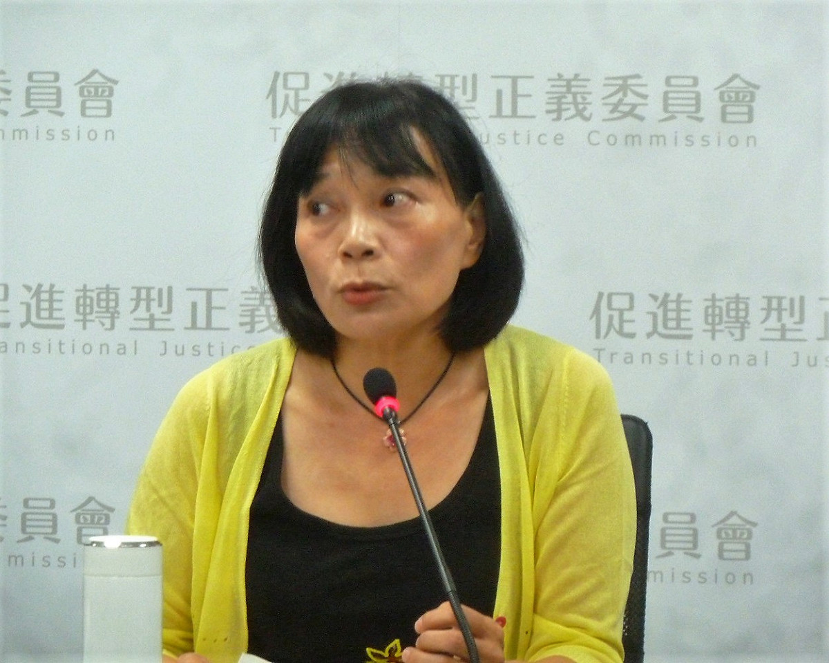 促轉會委員楊翠今（3）日在臉書上以「深入骨髄的威權象徵」一篇長文回應，強調清除威權象徵與去蔣化，意義在「清除威權遺緒」、「落實自由民主憲政秩序」。 圖：謝莉慧/攝
