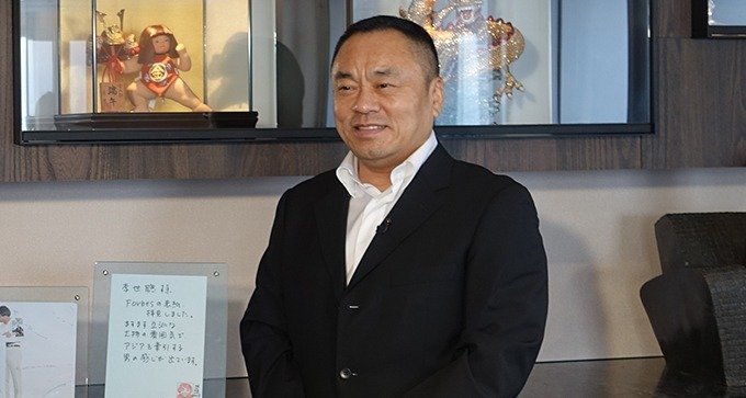 外界關切富邦金以及龍巖集團總裁李世聰海外繞道持有超過10%的彰銀持股是否挑戰金管會底線。 圖 : 翻攝自twitter