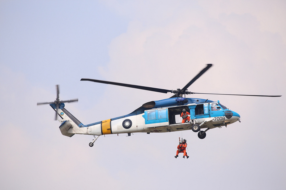 空軍救護隊S-70C直升機。 圖 : 新頭殼資料照片