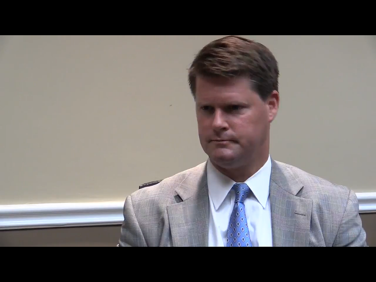 美國國防部助理部長薛瑞福(Randall Schriver)表示：「我們尋求同北京建立一個積極、以結果為導向的軍事安全關係，不過習近平主席及中國共產黨需要理解的是，儘管我們在彼此利益一致的地方尋求合作，不過我們也將在必要時對抗和競爭」。 圖：翻攝自Youtube（資料照片）