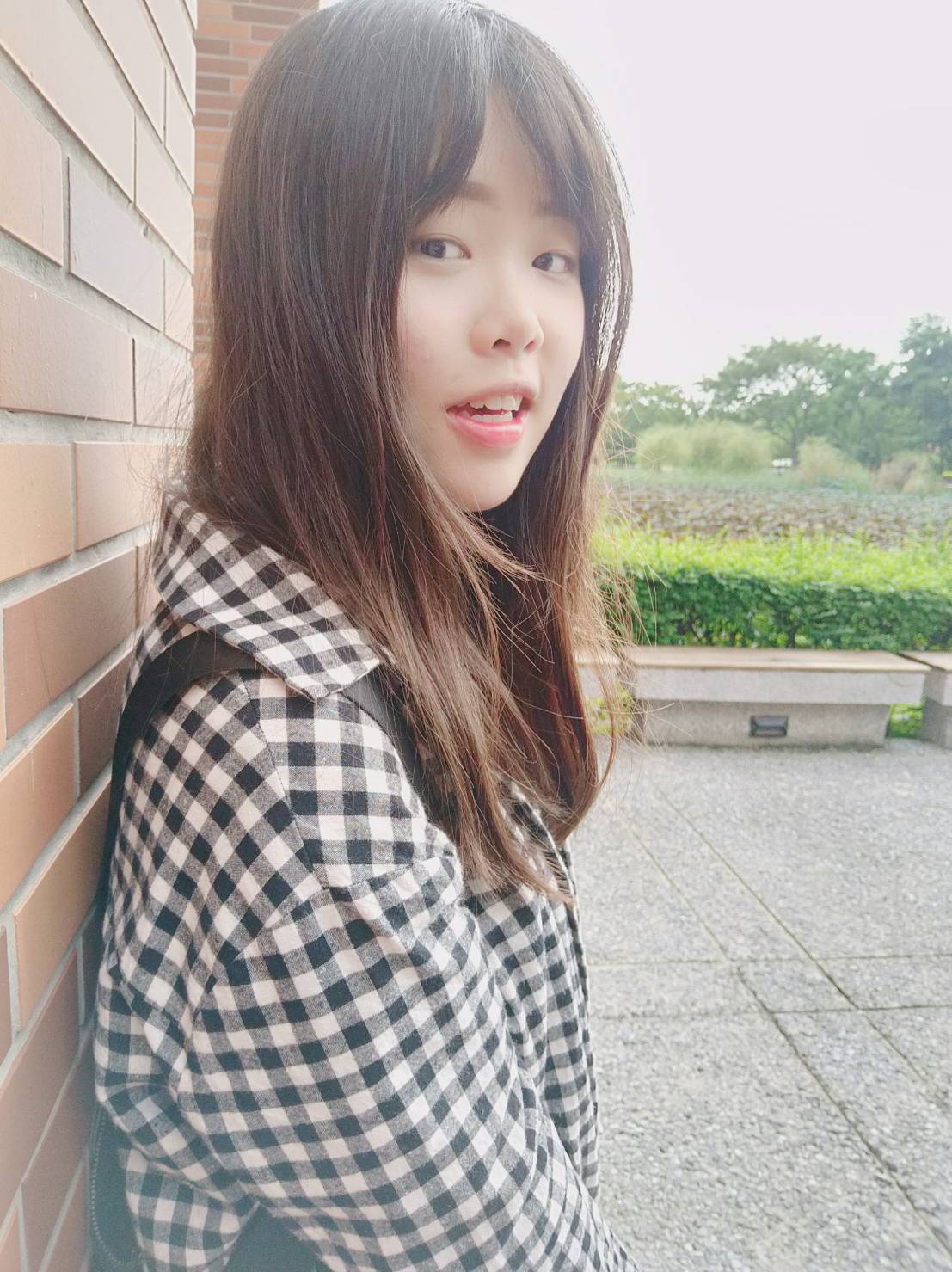 創作出「金雞」的設計師，原來是位剛要升大學的女孩吳婧萍。 圖：民眾/提供