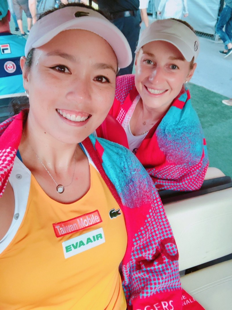 詹詠然組合晉羅傑斯盃女網賽雙4強。 圖：翻攝詹詠然臉書