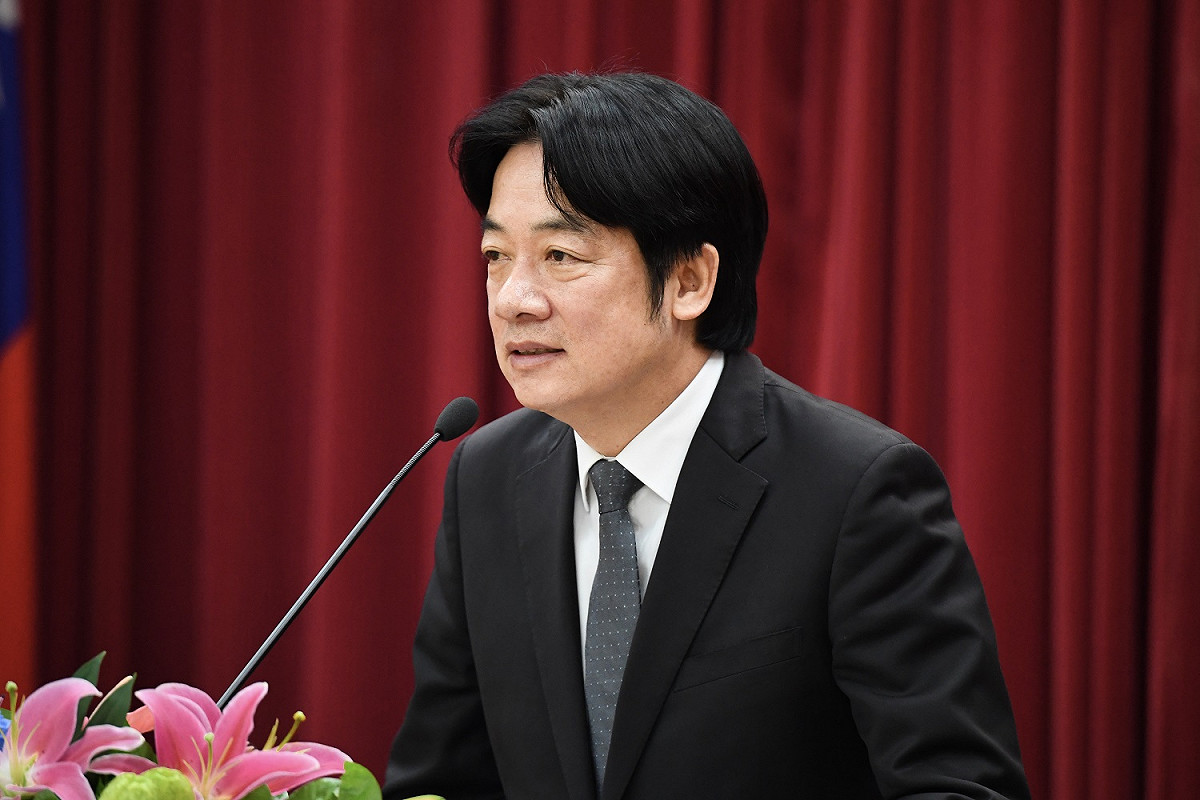 行政院長賴清德今（13）日表示，今年底選舉要特別注意中國外力的介入和假新聞的散播。 圖：行政院/提供(資料照片)