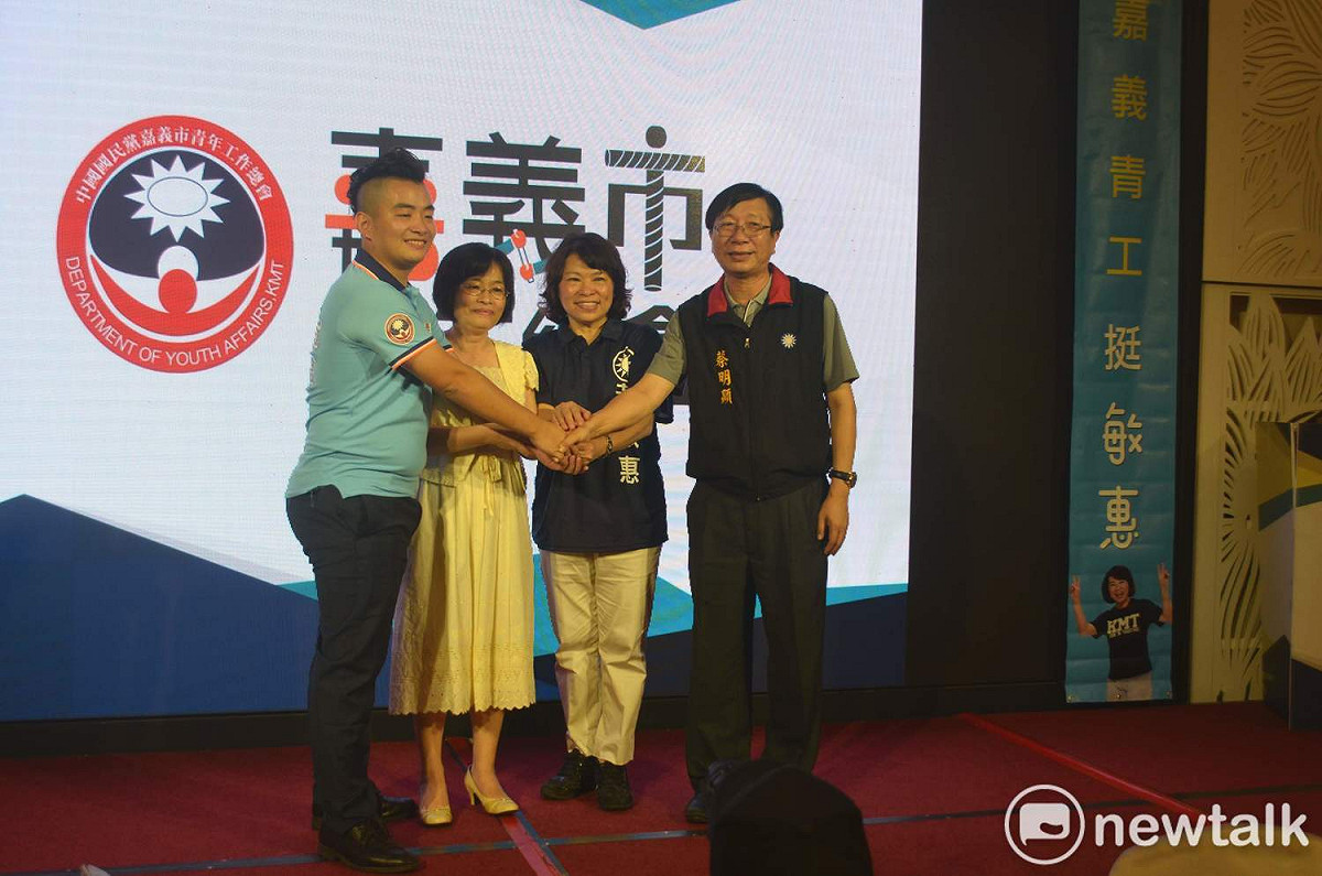 陳威宇的媽媽親手把兒子交給國民黨。 圖：蔡坤龍/攝