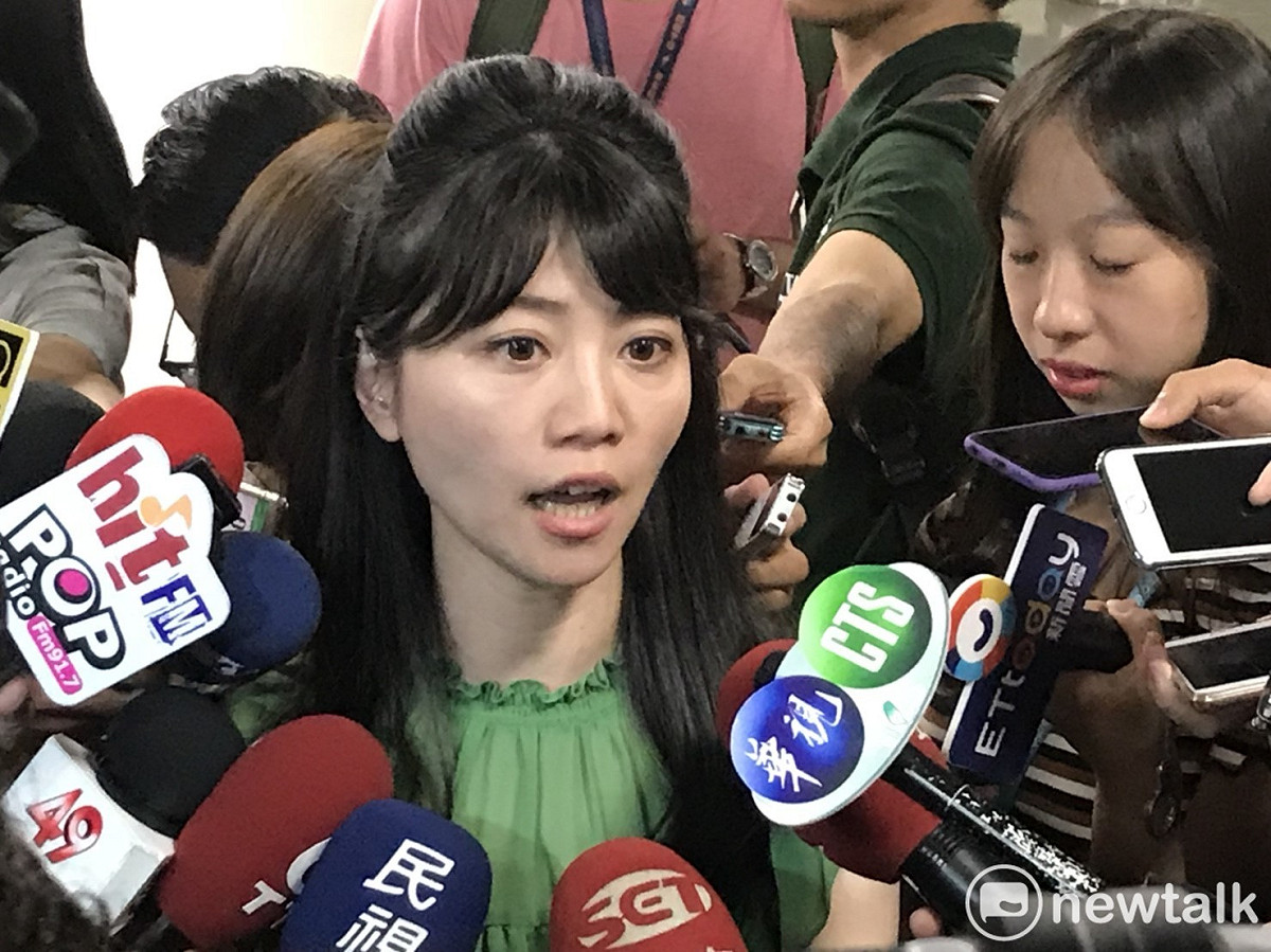 高嘉瑜受訪時說，誤會已經解開了，希望大家都能團結，爲選戰努力。 圖：曾薏伃／攝
