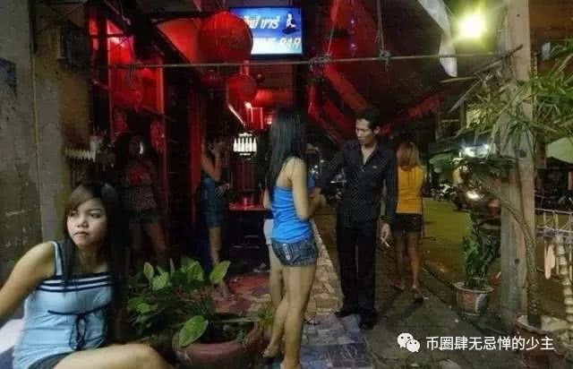 柬埔寨施亞努省（Sihanoukville province）省長雲明（Yun Min）今天表示，該省掃蕩賣淫集團過程中，拘留多達50名中國人。圖為柬埔寨的色情行業。 圖 : 翻攝自微信