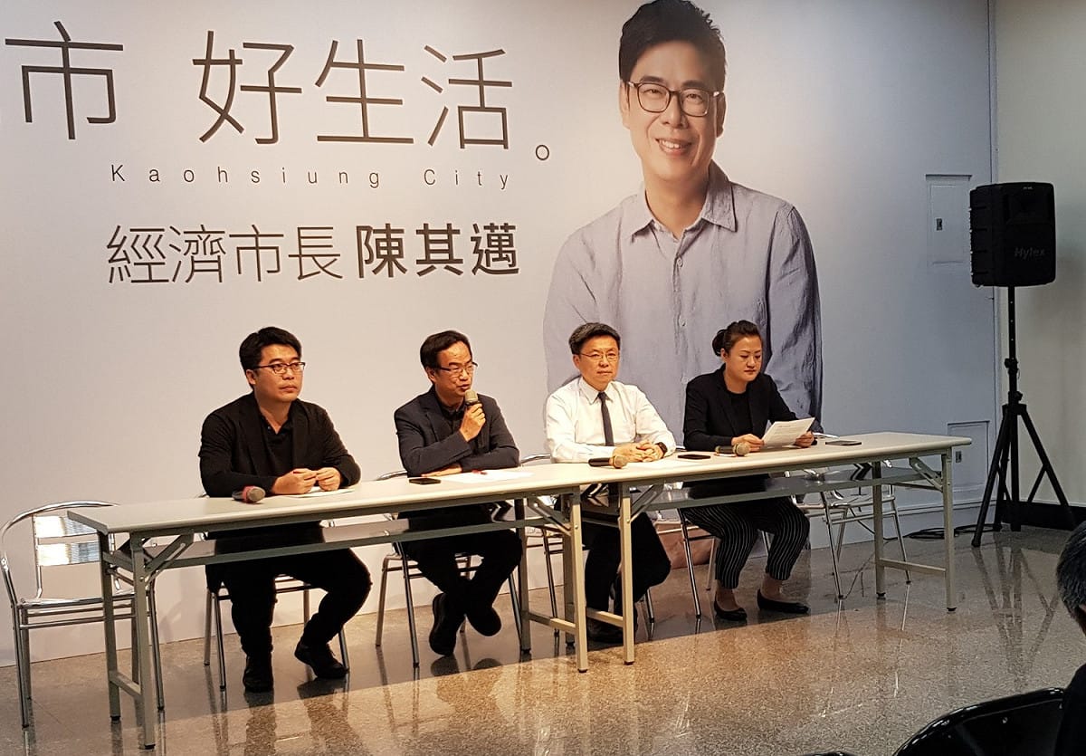 民進黨高雄市長參選人陳其邁競選發言人團今召開記者會回應韓國瑜。 圖/陳其邁選辦