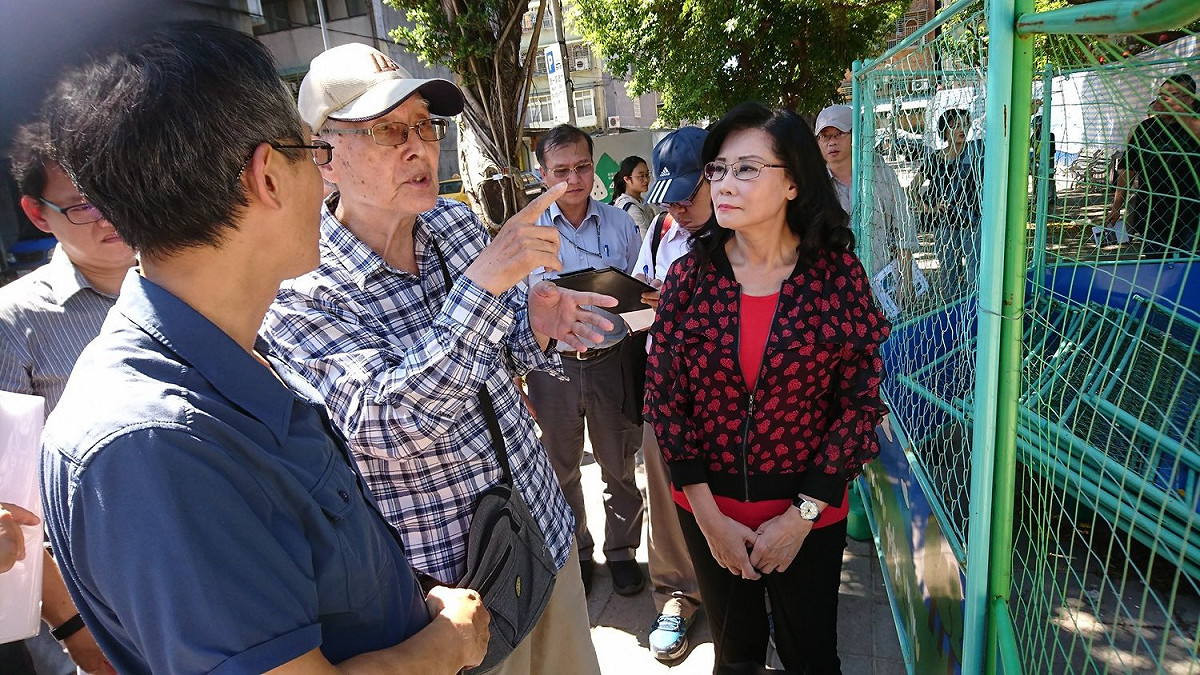秦慧珠要求北市都發局改善弱勢居住問題。 圖：翻攝秦慧珠臉書