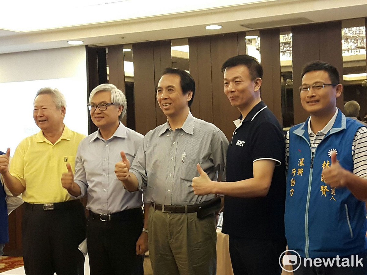 陳學聖今推出「政策白皮書首部曲」，由前環保署副署長邱文彥擔任政策白皮書總召集人，以「韌性城市‧新首都」為題，形塑桃園未來願景。 圖：林昀真/攝