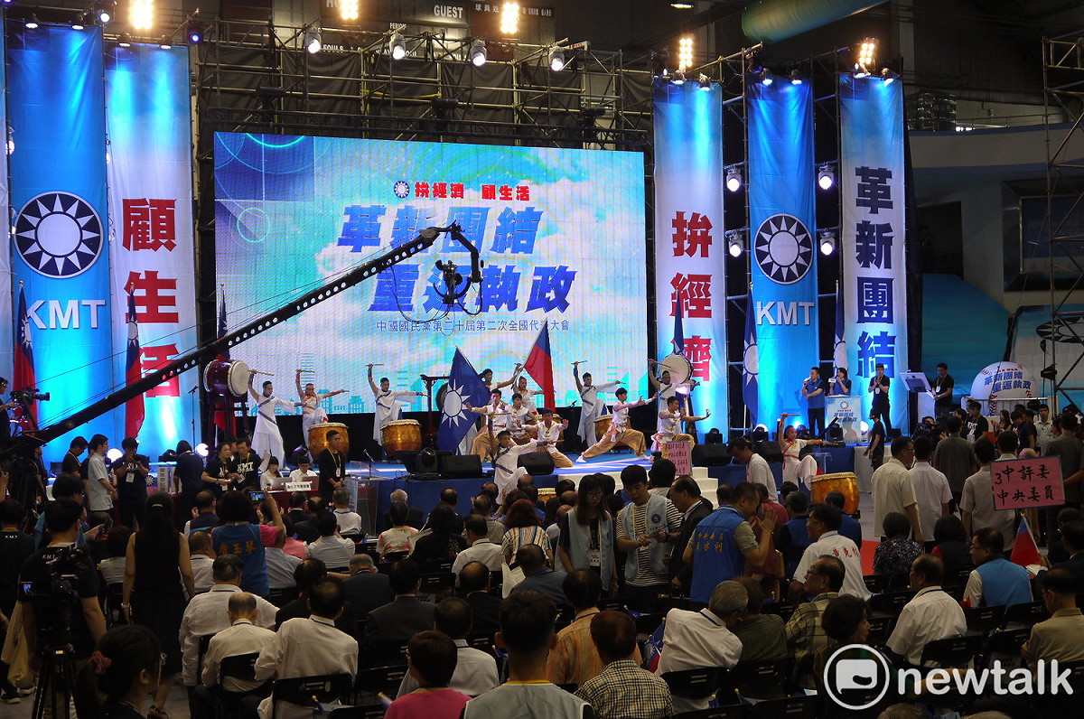 國民黨今天在新北市板橋體育場舉行第20屆第2次全國代表大會，現場冠蓋雲集。 圖 : 陳佩君/攝
