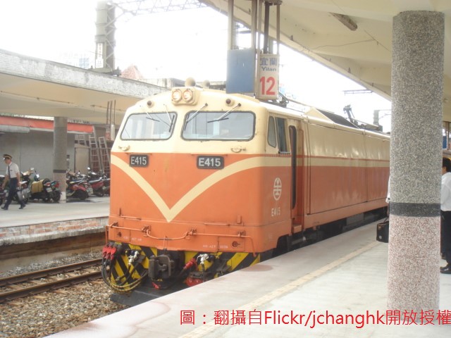 台鐵655次莒光號列車昨晚11時55分在台東瑞源到關山路段意外撞上4頭黃牛。圖為莒光號示意圖。 圖：翻攝自Flickr/jchanghk開放授權