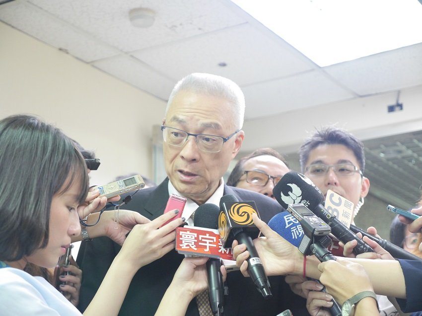 國民黨主席吳敦義今（20）天上午出席黨中央繼續舉辦第20屆中央評議委員第2次會議。 圖：聶良恩／攝