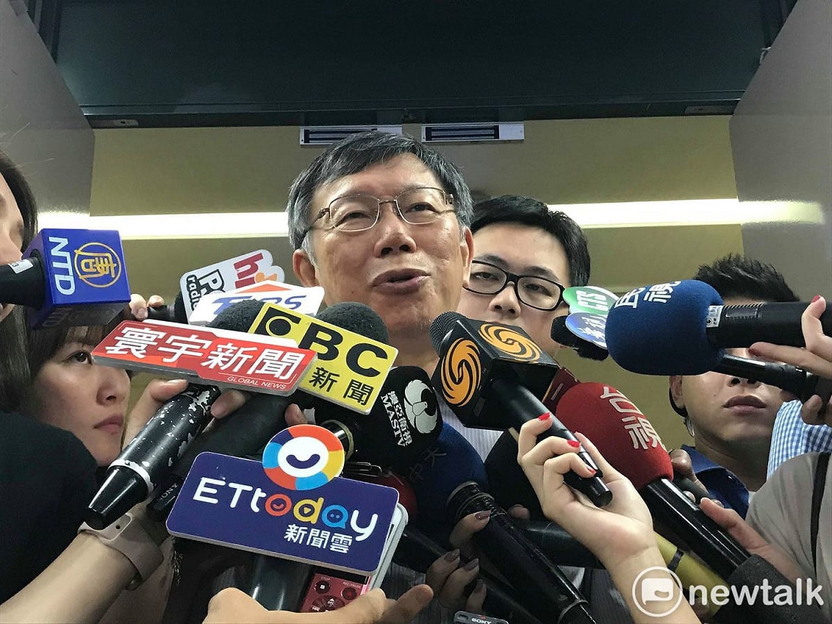 台北市長柯文哲頻被問參選2020總統議題，柯今日忍不住抱怨「我從頭到尾也沒有說選總統、組黨的計畫」，而且看一個動作就很清楚了，「我到現在為止沒有設基金會，這已經是種表態」。 圖：新頭殼資料照