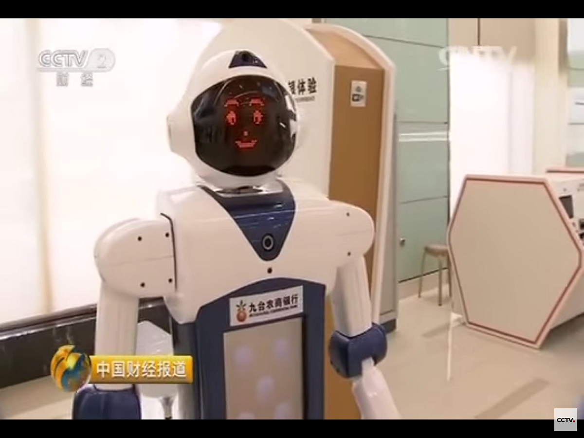 機器人產業被納入「中國製造2025」工業計畫，是獲國家支援的十項產業之一。即使對美貿易泡湯，若干中國公司期望，可藉中國「一帶一路」計畫獲得助力。 圖：翻攝自Youtube
