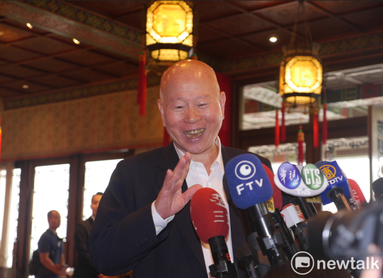 許信良表示，柯文哲在言論上，很像當年的黃信介，都有言論免責權。 圖:聶良恩/攝