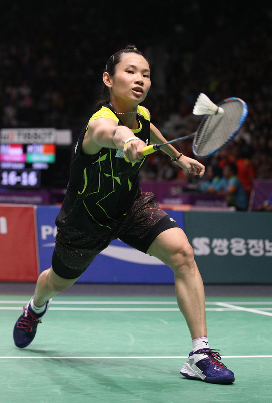 2018雅加達亞運羽球女單16強賽，羽球世界球后戴資穎25日以直落二輕取對手，順利晉級8強。 圖：中央社