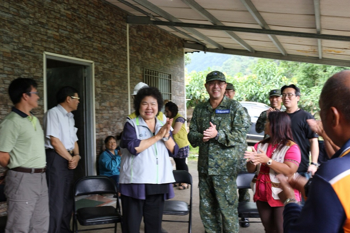 居民都非常感謝陳菊特地南下關心他們。 圖：高雄市政府提供