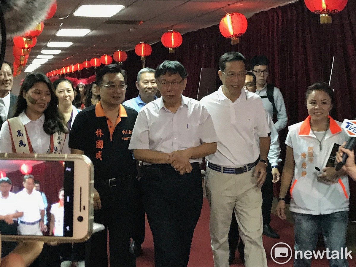 台北市長柯文哲抵達感恩餐會現場。 圖 : 周煊惠 / 攝