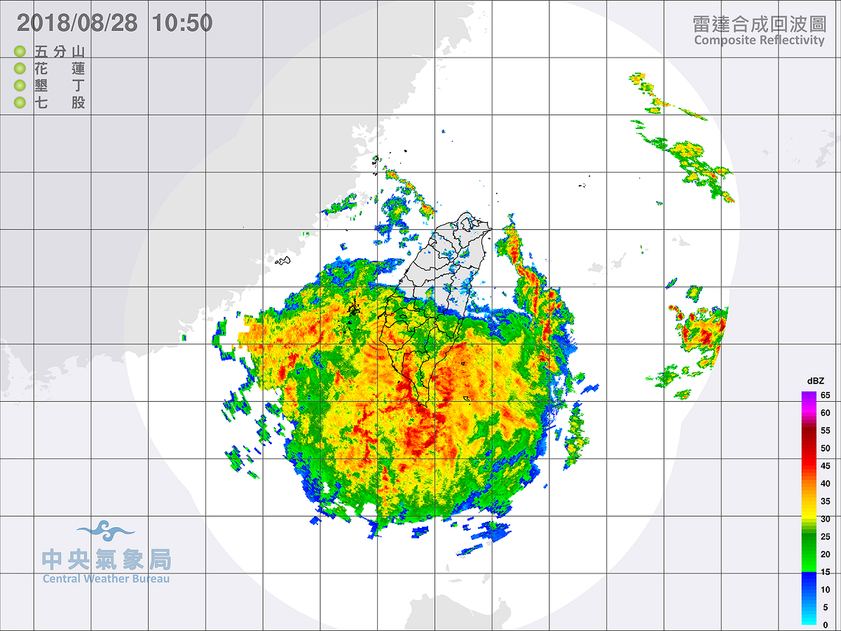 新一波強對流集結在西南外海，準備灌進西南部，民眾需多加注意。 圖：翻攝自中央氣象局