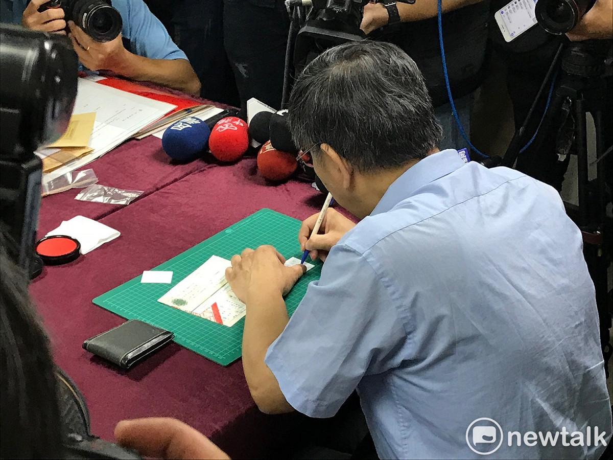 柯文哲登記參選台北市長。 圖 : 周煊惠 / 攝