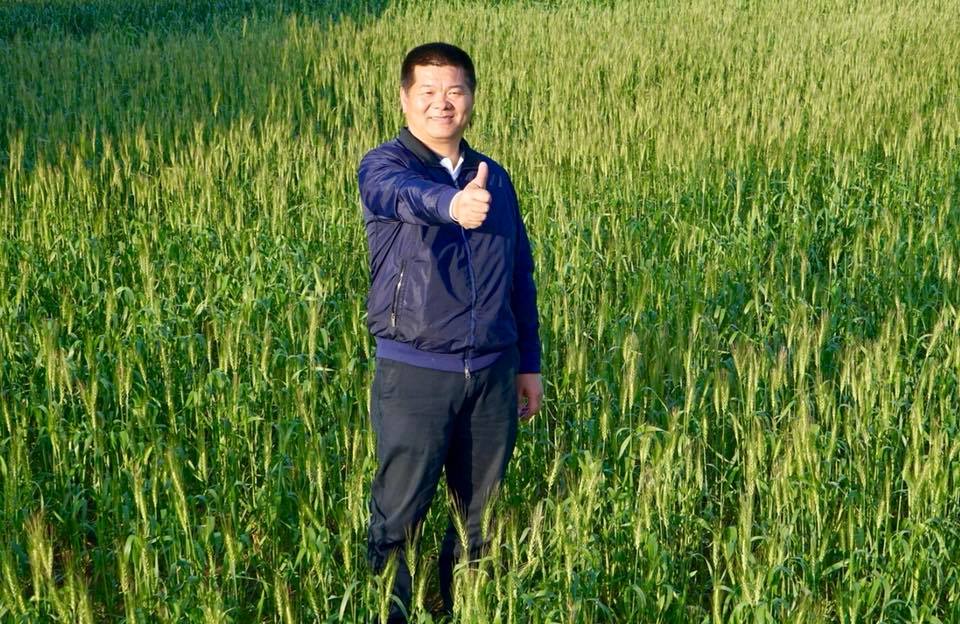 許忠富在臉書貼出文章，強調自己並未離開麥寮，退出鄕長選舉是為了參與立委選舉。 圖：取自許忠富臉書