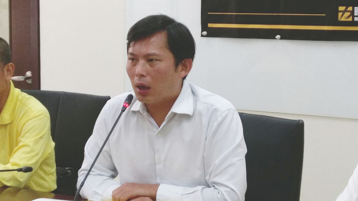 黃國昌透露，普悠瑪去年10月即曾出軌。 圖:陳佩君/攝