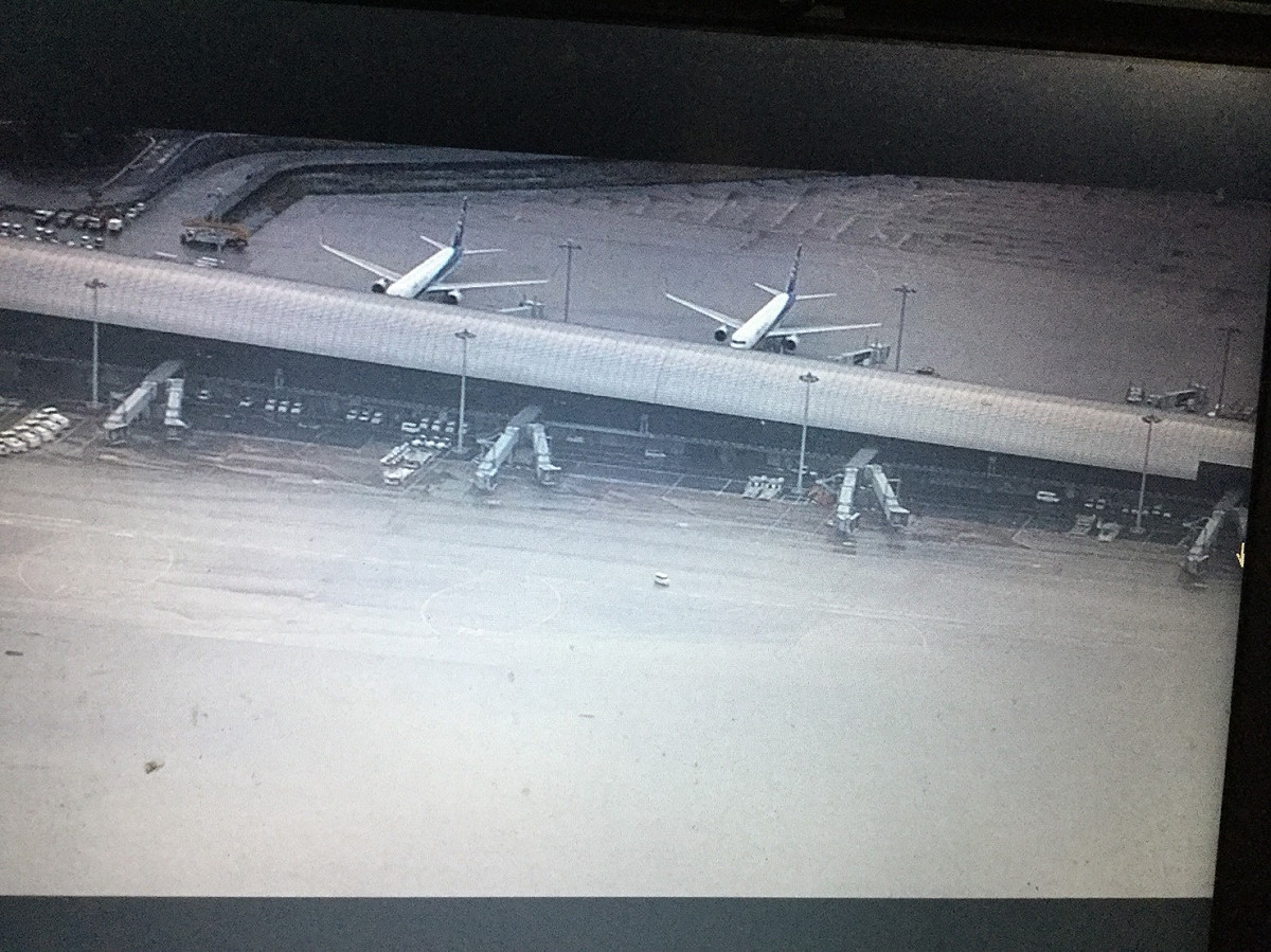 關西機場4日情景，關西國內機場明天重啓，國際機場部分將可能長期封鎖 圖：劉黎兒攝自朝日電視