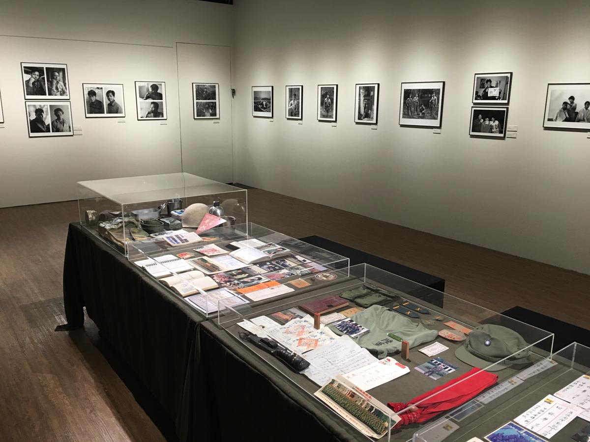 展場中展出當年留下來的物品。 圖：阿兵哥軍旅記憶攝影展提供